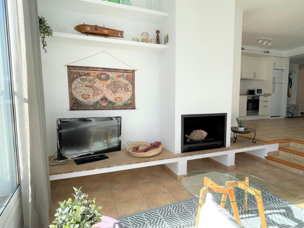 Traire - Apartamento Luminoso Cerca Del Centro Cadaques Exterior photo